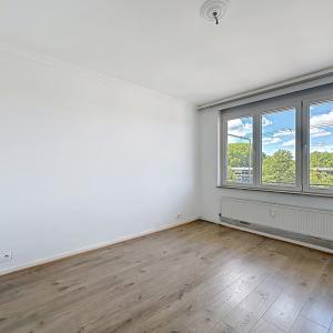 Expo Universelle : Superbe appartement de 2 chambres +balcon