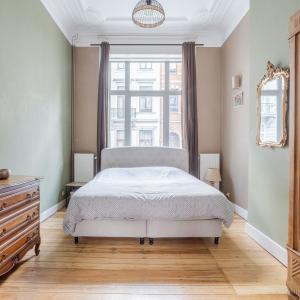 Square Ambiorix - Maison de maître de ± 380 m² bruts