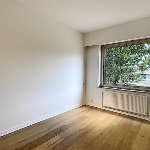 Vert-Chasseur : Bel appartement en parfait état + terrasse