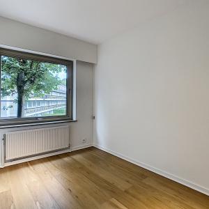 Vert-Chasseur : Bel appartement en parfait état + terrasse