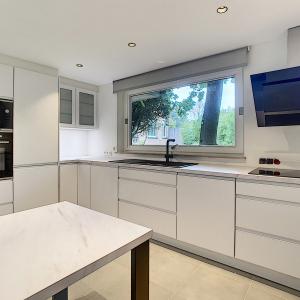 Vert-Chasseur : Bel appartement en parfait état + terrasse