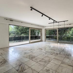 Vert-Chasseur : Bel appartement en parfait état + terrasse