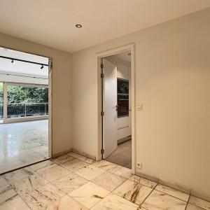 Vert-Chasseur : Bel appartement en parfait état + terrasse
