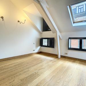 Dansaert : Magnifique duplex 2 ch. avec parking et terrasse
