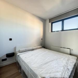 Châtelain / Washington : Bel appartement meublé + terrasse