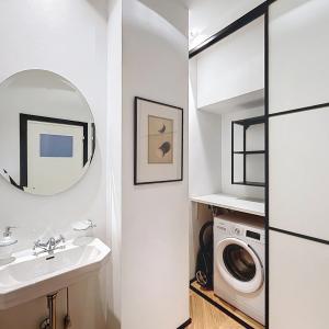 Pl. Monnaie : Superbe appartement 1chambre meublé