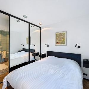 Pl. Monnaie : Superbe appartement 1chambre meublé