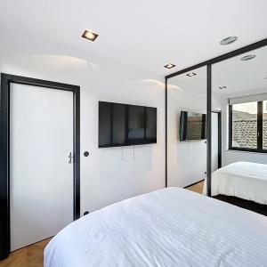 Pl. Monnaie : Superbe appartement 1chambre meublé