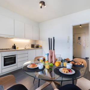 Molière: Appartement 70 m² rénové 1 ch, 1 sdb, 2 balcons