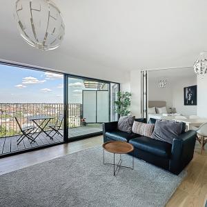Louise/Quadrian : Superbe appartement meublé + terrasse