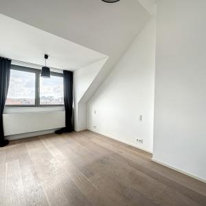 Couronne : Beau triplex penthouse + terrasse