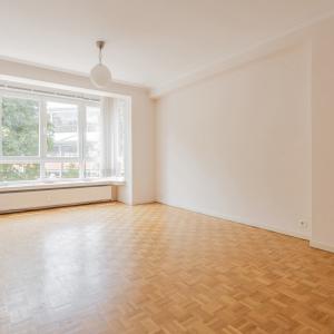 OFFRE ACCEPTEE - Cinquantenaire -  Bel appartement 2 chambres avec balcon