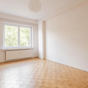 OFFRE ACCEPTEE - Cinquantenaire -  Bel appartement 2 chambres avec balcon