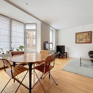 Quartier Bascule/Louise : Bel appartement 2 chambres meublé