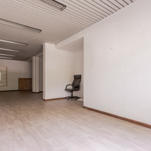 OFFRE ACCEPTEE ! Collège Saint-Michel/Montgomery - appartement 1ch à rénover.