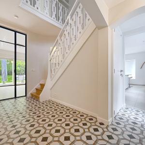 Uccle/Linkebeek : Belle villa rénovée de 4 ch.+ bureau 