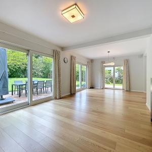 Uccle/Linkebeek : Belle villa rénovée de 4 ch.+ bureau 