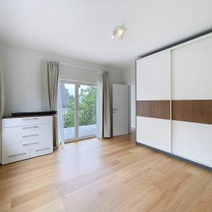Uccle/Linkebeek : Belle villa rénovée de 4 ch.+ bureau 