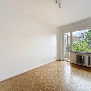 Arezzo / Lejeune : Bel appartement + terrasse + balcon