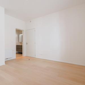 Rez-de chaussée +-145m²,3ch. + terrasse