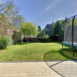 Saint-Job : Magnifique maison 5 chambres + jardin