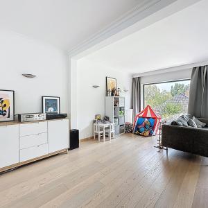 Saint-Job : Magnifique maison 5 chambres + jardin
