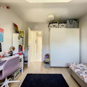 Saint-Job : Magnifique maison 5 chambres + jardin