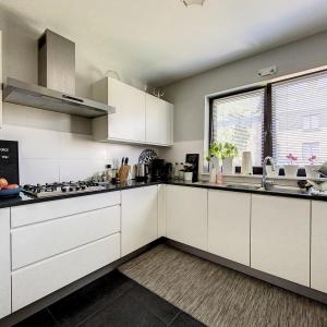 Saint-Job : Magnifique maison 5 chambres + jardin