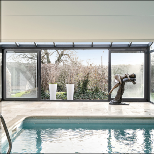 Villa d'exception avec piscine, terrain de tennis + 2 lots 