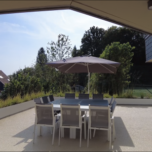 Villa d'exception avec piscine, terrain de tennis + 2 lots 