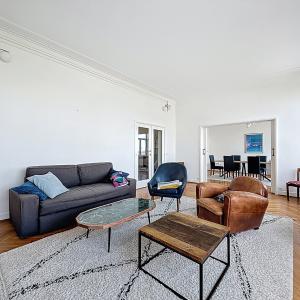 Toison d'Or : Somptueux appartement 3 chambres meublé