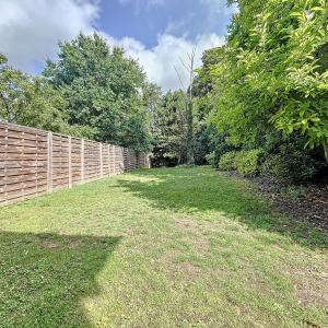 De Fré : Charmante maison 3 façades avec jardin