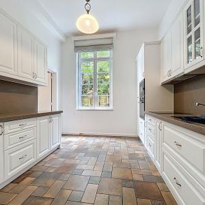 De Fré : Charmante maison 3 façades avec jardin