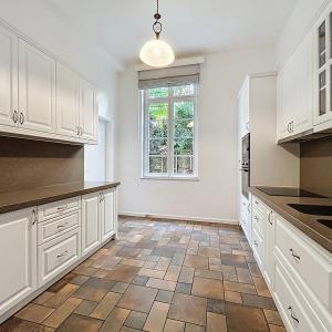 De Fré : Charmante maison 3 façades avec jardin