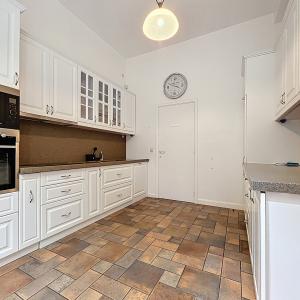 De Fré : Charmante maison 3 façades avec jardin