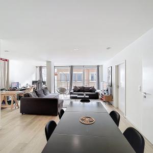 Quartier Européen: Superbe appartement meublé 2 ch +terrasse