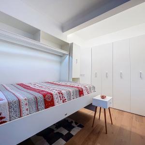 Centre Ville/ La Monnaie : Studio meublé et rénové