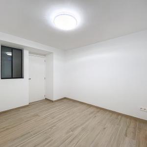 Quartier Européen : Superbe duplex 1 ch. + bureau + terrasse