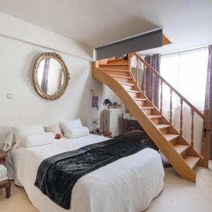 Lepoutre: Magnifique duplex rez-de-chaussée avec jardin 