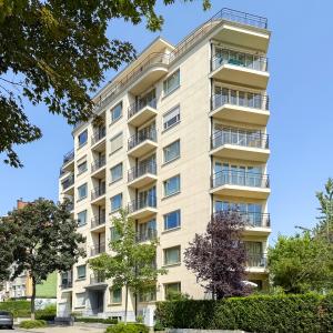 Coghen : appartement 3 chambres + balcons