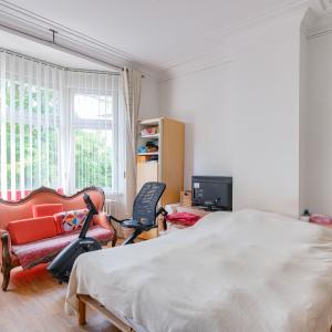 Parc Duden: Bel immeuble de rapport 3 unités + 2 garages