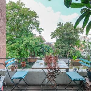 Parc Duden: Bel immeuble de rapport 3 unités + 2 garages