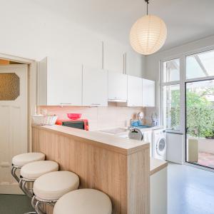 Parc Duden: Bel immeuble de rapport 3 unités + 2 garages