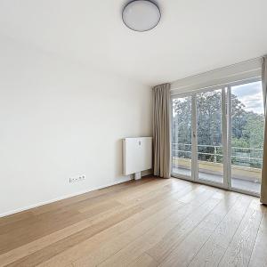 Brugmann/Arezzo : Bel appartement dernier étage rénové 