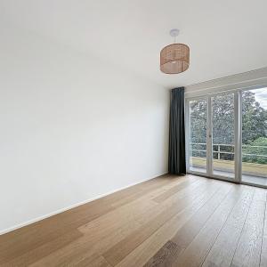 Brugmann/Arezzo : Bel appartement dernier étage rénové 