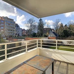 Churchill/BDC : Appartement meublé 3 chambres + terrasses