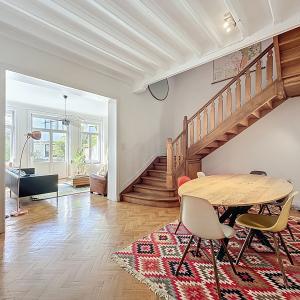 Guy d'Arezzo : Jolie maison + grande terrasse + parking
