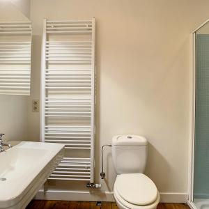 Guy d'Arezzo : Jolie maison + grande terrasse + parking