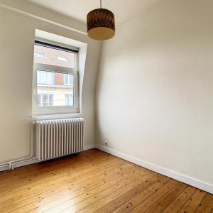 Guy d'Arezzo : Jolie maison + grande terrasse + parking