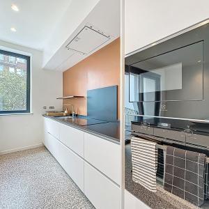 Pl. Brugmann/Churchill : Superbe appartement neuf et meublé